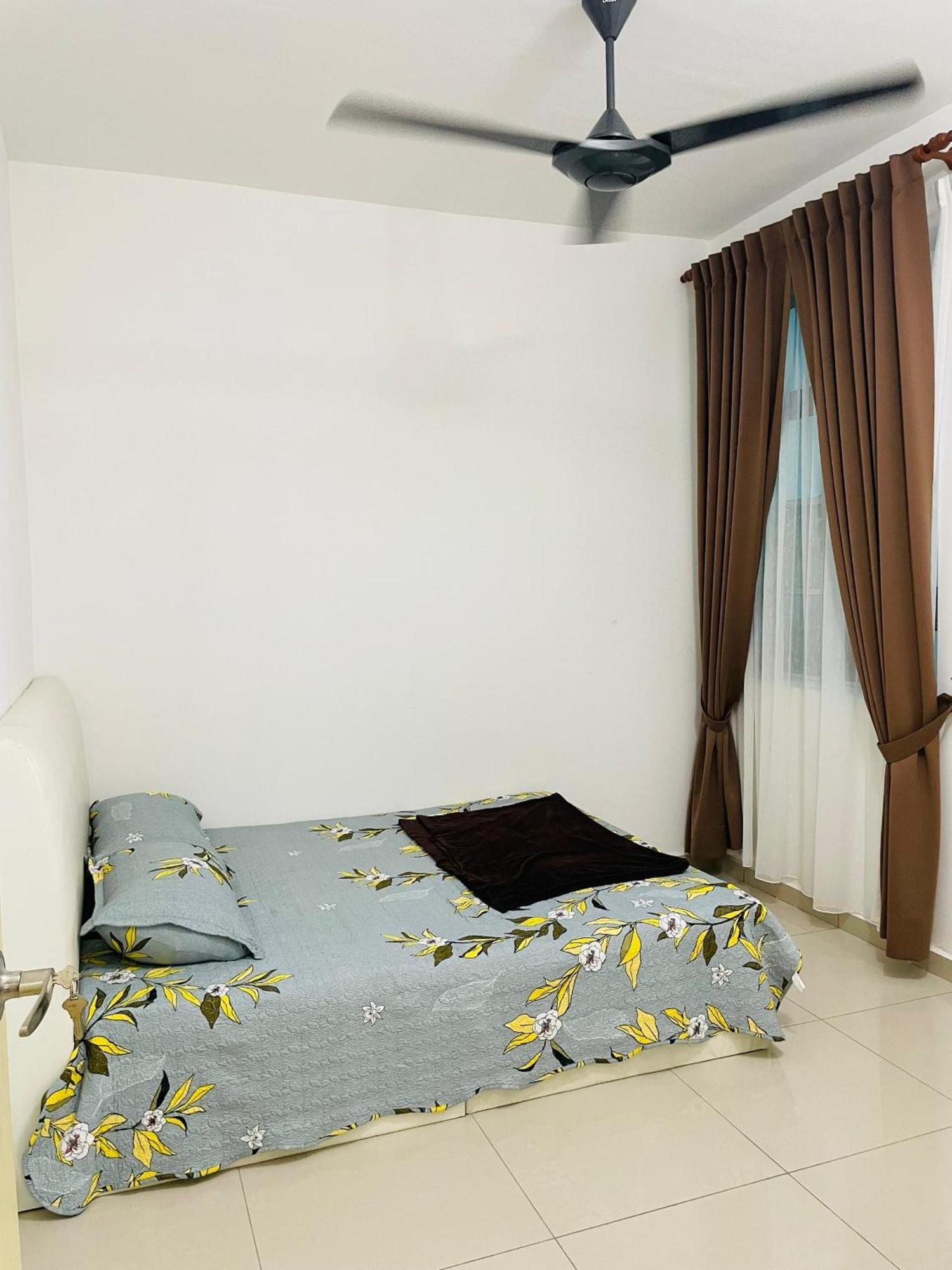 Nazirin Homestay No 27 Tmn Desa Manjung Lumut Zewnętrze zdjęcie